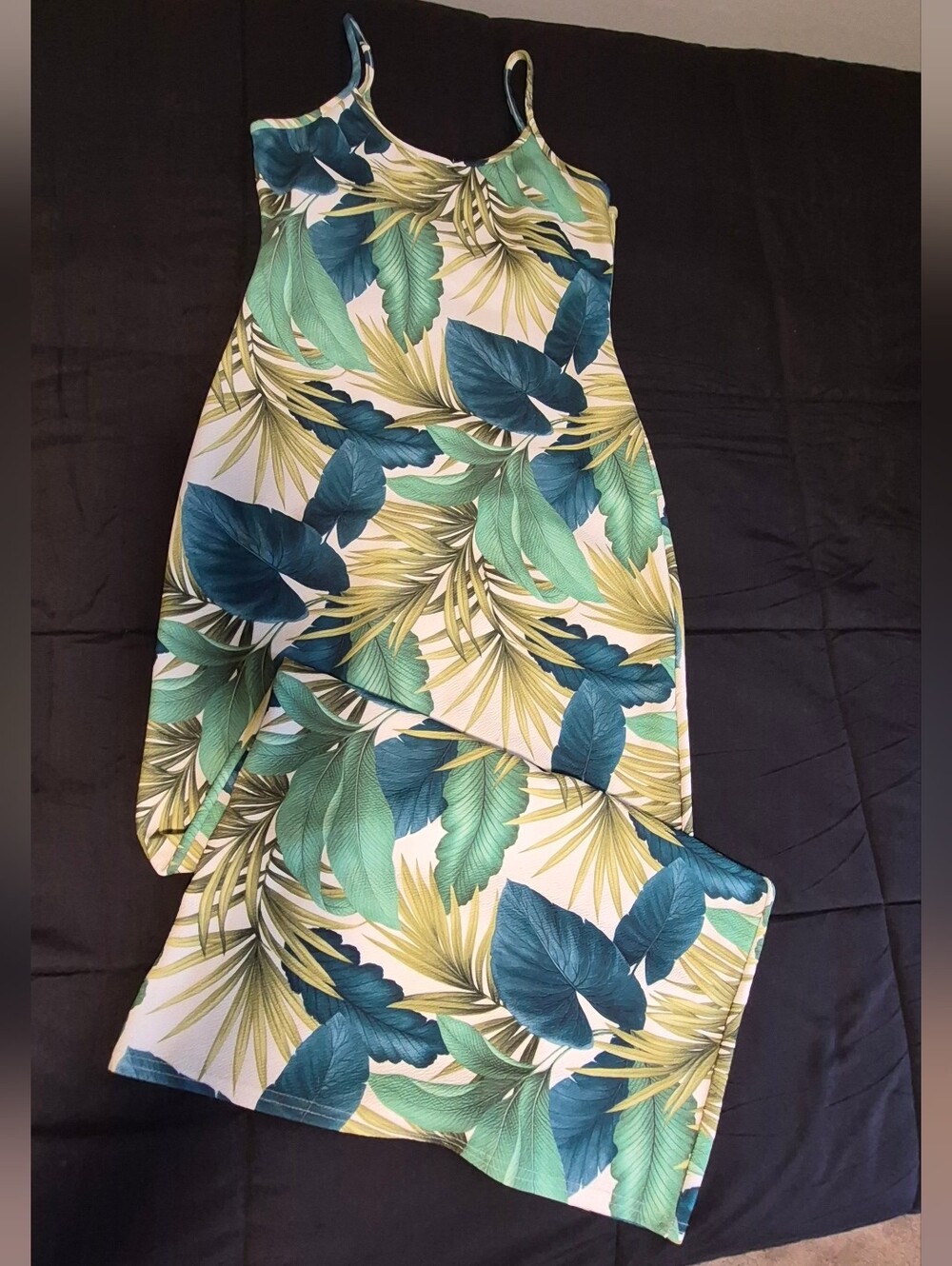 Boohoo Tall Tropical Maxi Dress - Picture 2 of 4